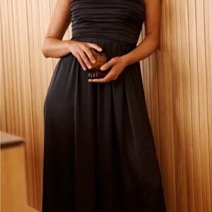 Abercrombie and Fitch Emerson Ruched Midi Dress